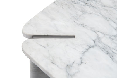 Dua Dining Table